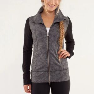 Lululemon Daily Yoga Jacket | Women’s 10 | Coco Piqué Black / Black